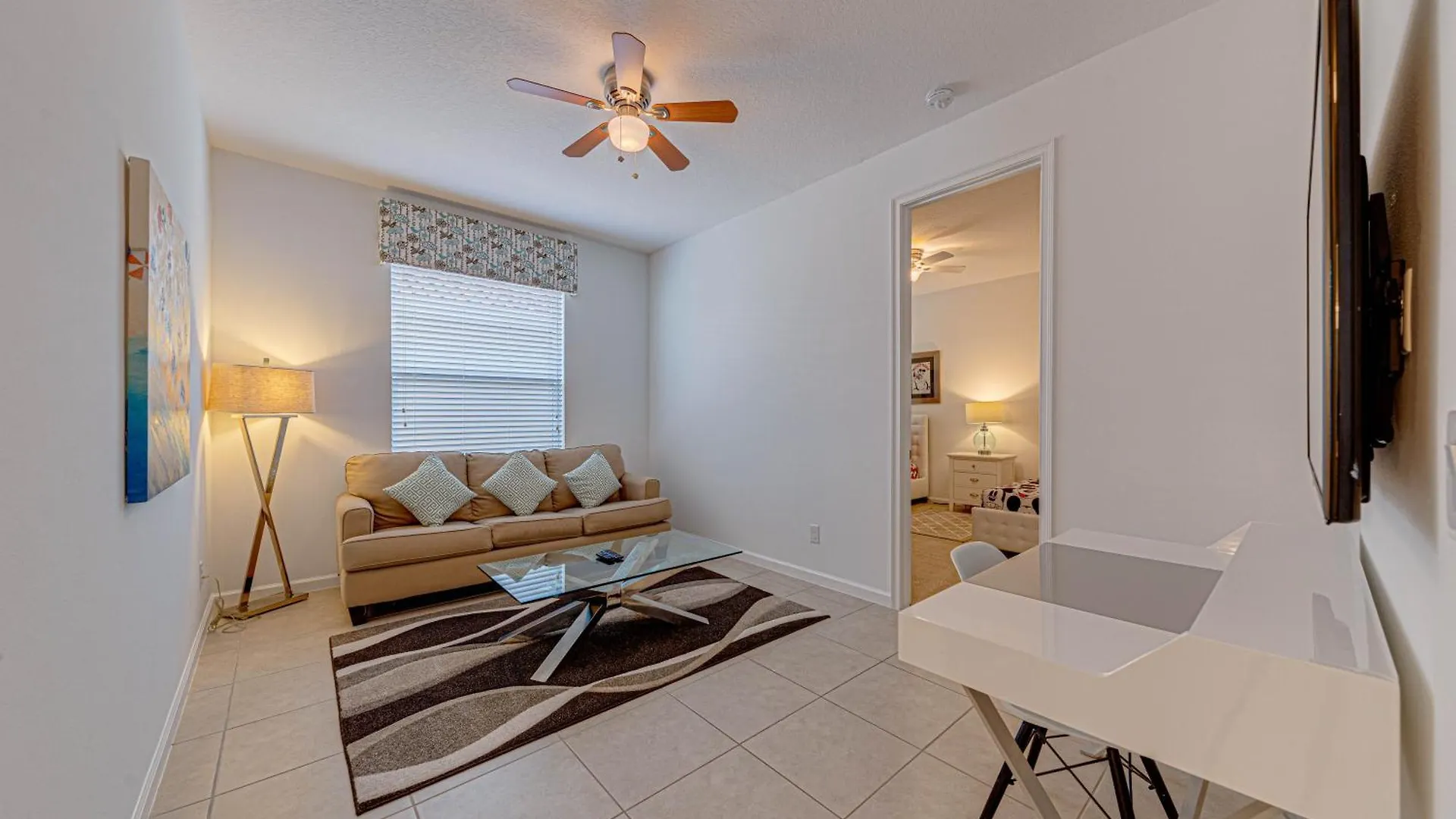 #350-Stunning Villa With Modern Decor, Southwest Pool Overlooking Conservation Land Davenport 0*,  United States